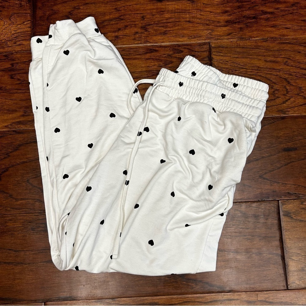 Eloquii Heart Print Lounge Pants